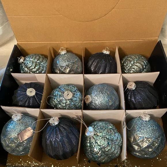 **NEW** Christmas Ornaments Shades of blue.12 ornaments/box. - Picture 4 of 14